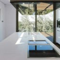 The House On The Hill / Miguel Barahona, PYF Arquitectura The House On The Hill / Miguel Barahona, PYF Arquitectura © Jimena Merino, Marco Villa