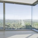 The House On The Hill / Miguel Barahona, PYF Arquitectura The House On The Hill / Miguel Barahona, PYF Arquitectura © Jimena Merino, Marco Villa