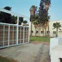 The Garden Library for Refugees and Migrant Workers / Yoav Meiri Architects © Y.Meiri