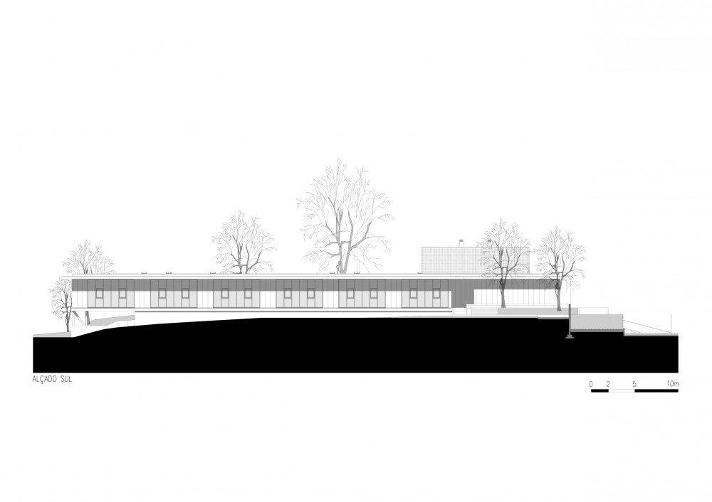 Candoso S. Martinho School Centre / Pitagoras Arquitectos