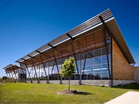 Schertz Public Library / Kell Muñoz Architects