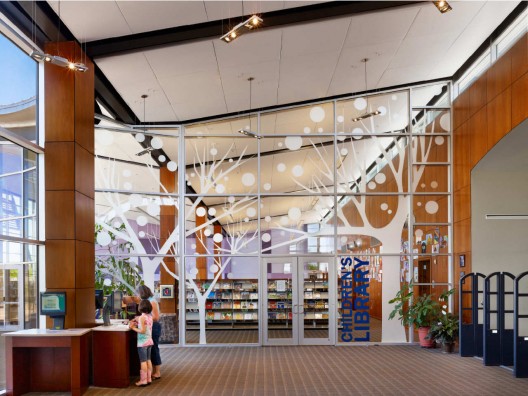 Schertz Public Library / Kell Muñoz Architects