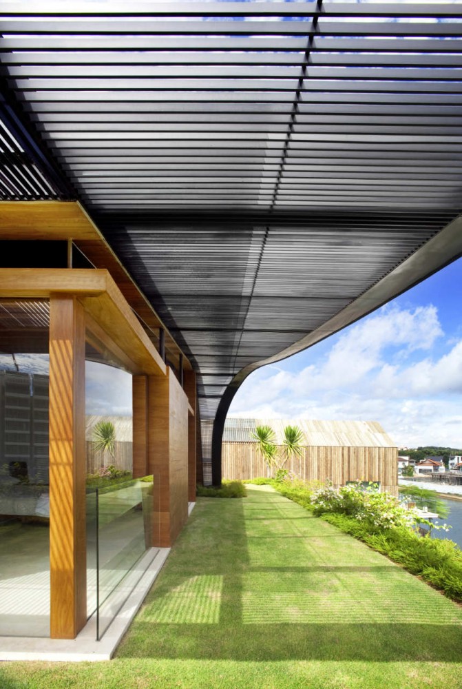 Sky Garden House / Guz Architects