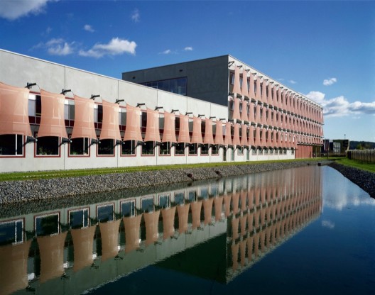 New Factory Building / DI Peter Zinganel
