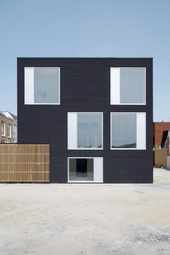 V35K18 Residence / Pasel.Kuenzel Architects