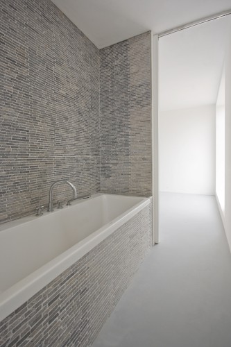 V35K18 Residence / Pasel.Kuenzel Architects