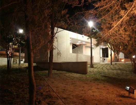 Odontology Facility / eSTUDIO vS