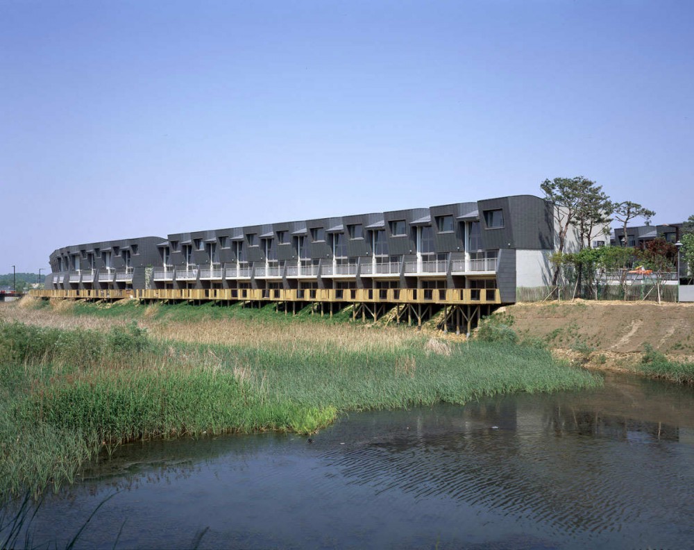 Book City Hermann Houses / Ken Min Architects