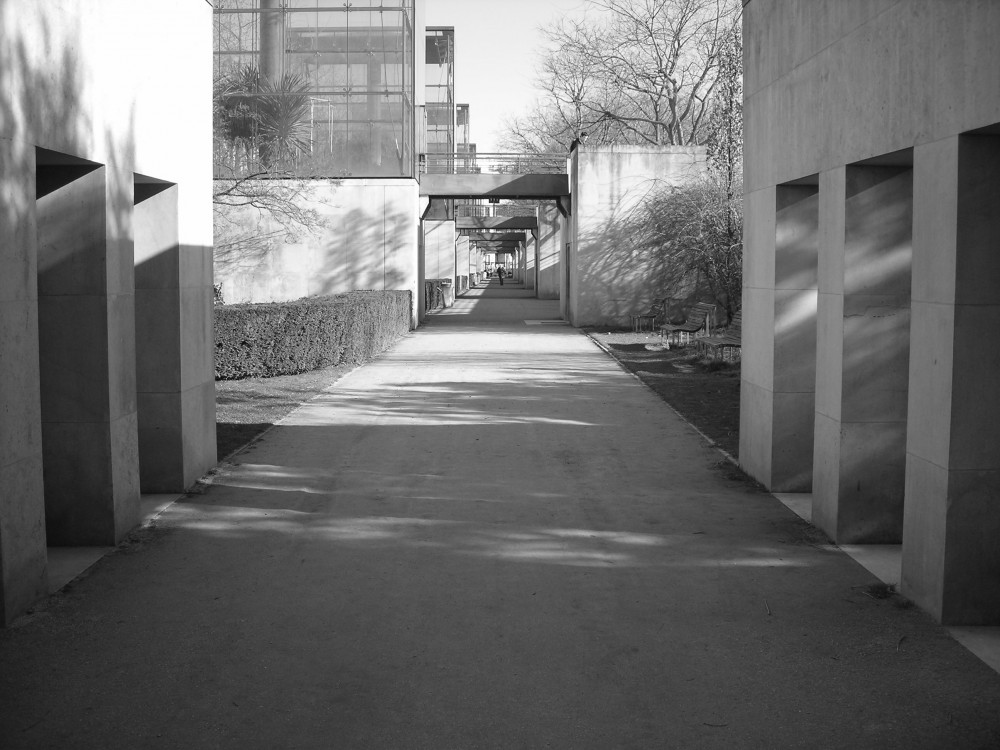 AD Classics: Parc Andre Citroen / Alain Provost