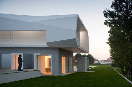 Fez House / Alvaro Leite Siza Vieira