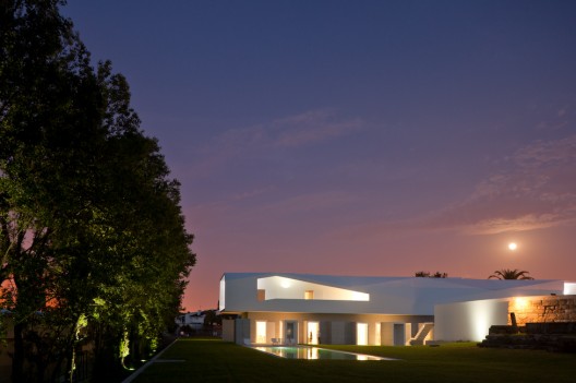 Fez House / Alvaro Leite Siza Vieira
