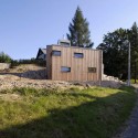 Small House On Hillside / Vladimír Balda © Aleš Jungmann