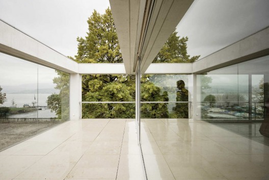 Lakeside House In Zurich / e2a