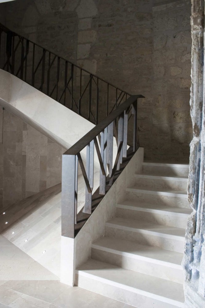 Clares Sisters Convent Refurbishment / a3gm
