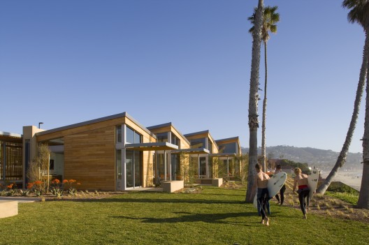Robert Paine Scripps Forum for Science, Society, and the Environment Scripps Institution of Oceanography / Safdie Rabines Architects