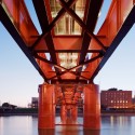 Des Moines Union Railway Bridge / Safdie Rabines Architects