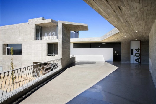 Rafal Secondary School / Grupo Aranea