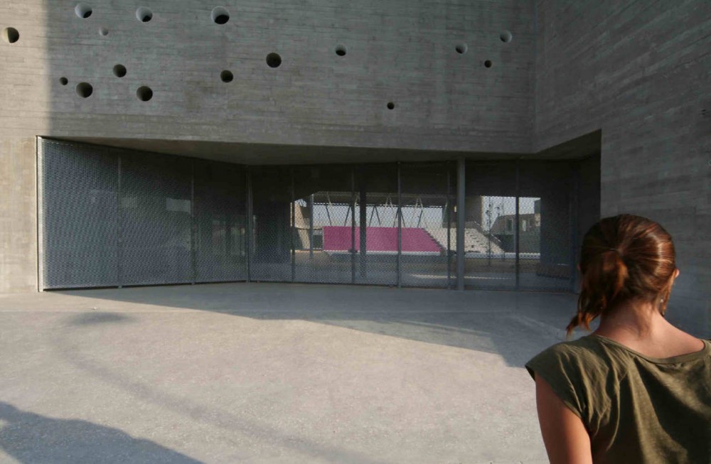 Rafal Secondary School / Grupo Aranea
