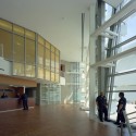Hollenbeck Replacement Police Station / AC Martin © Timothy Hursley