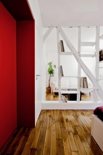 Montmartre Apartment / SWAN Architectes