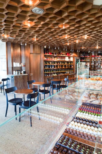 The Thomas Haas Patisserie / Bricault design