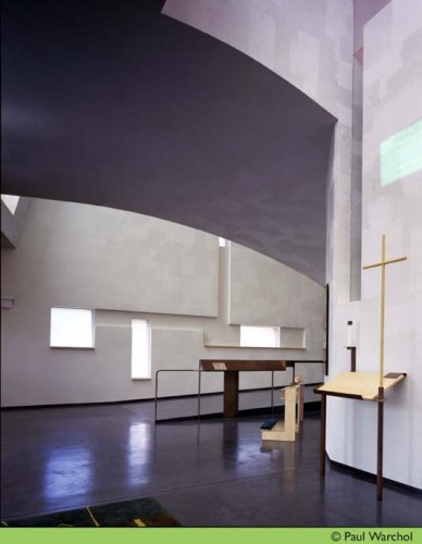 AD Classics: Chapel of St. Ignatius / Steven Holl Architects