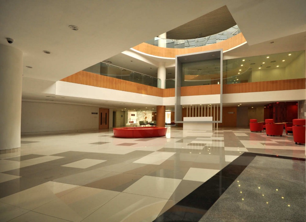 IMI International Management Institute Kolkata / Abin Design Studio
