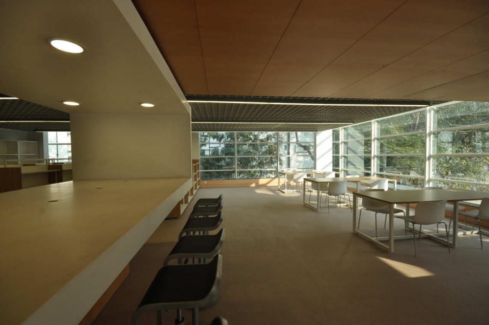 IMI International Management Institute Kolkata / Abin Design Studio