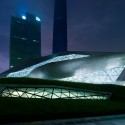 Guangzhou Opera House - Zaha Hadid Architects Guangzhou Opera House - Zaha Hadid Architects © Iwan Baan