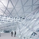 Guangzhou Opera House - Zaha Hadid Architects Guangzhou Opera House - Zaha Hadid Architects © Iwan Baan