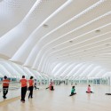 Guangzhou Opera House - Zaha Hadid Architects Guangzhou Opera House - Zaha Hadid Architects © Iwan Baan
