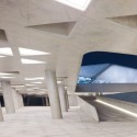 Guangzhou Opera House - Zaha Hadid Architects Guangzhou Opera House - Zaha Hadid Architects © Iwan Baan