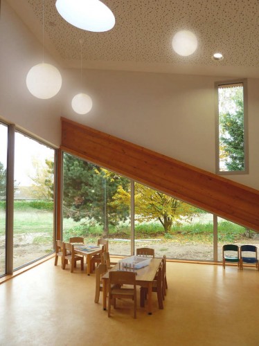 Le Petite Prince Nursery School / AR+TE Architects