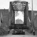 Freight House Pedestrian Bridge / BNIM