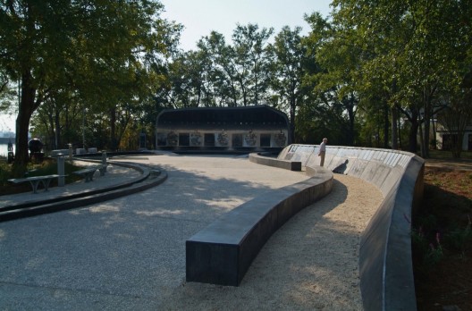 The Greater North Charleston Naval Base Memorial / BNIM