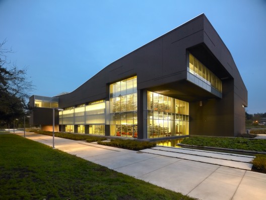 Library and Classroom Building, Langara College / Teeple Architects