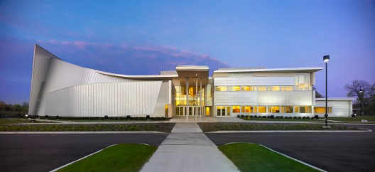 Scarborough Chinese Baptist Church / Teeple Architects