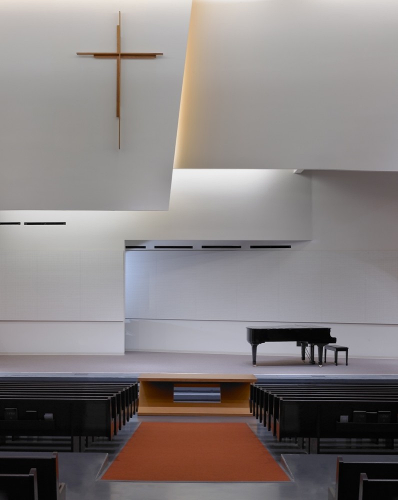 Scarborough Chinese Baptist Church / Teeple Architects