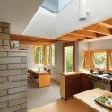 Nature Preserve House / John McLeod Architect