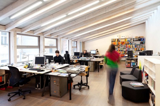 Architektonický Atelier / Projektil Architekti