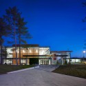 Trent Community Sport and Recreation Centre / Perkins + Will Trent Community Sport and Recreation Centre / Perkins + Will © Tom Arban Photography