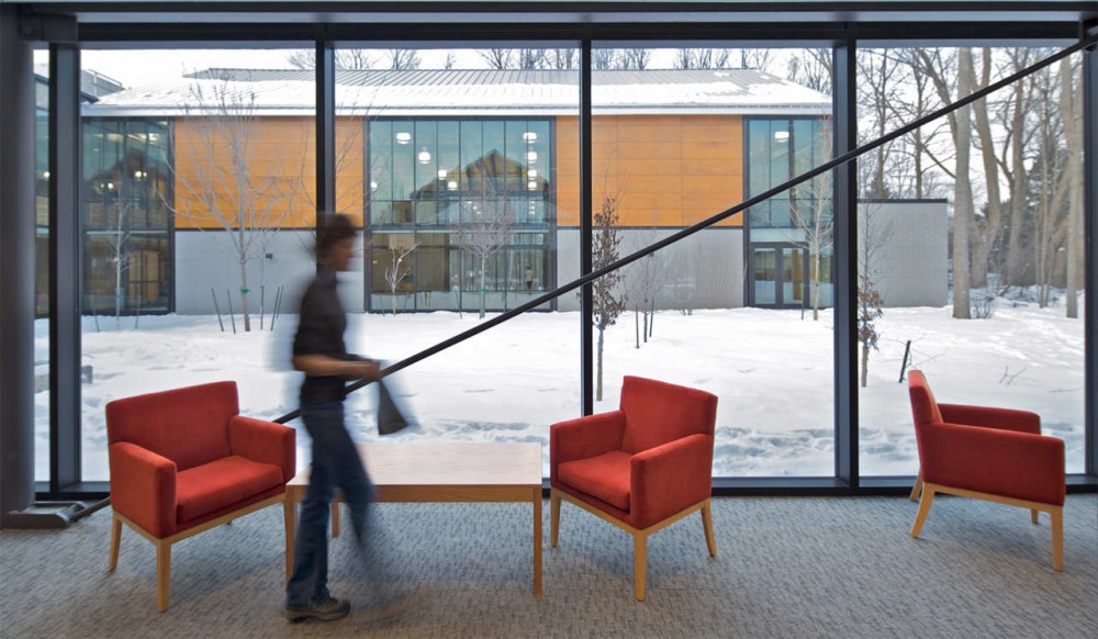 Brooklin Community Centre And Library / Perkins + Will