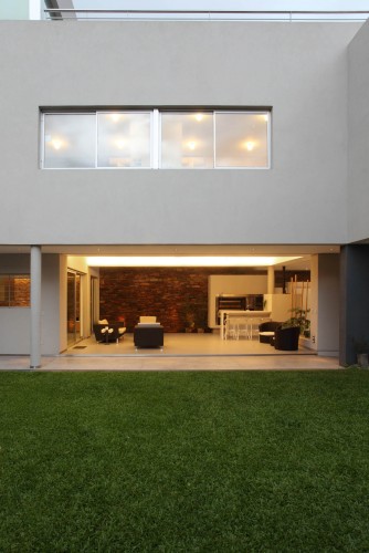 Devoto House / Andres Remy Arquitectos