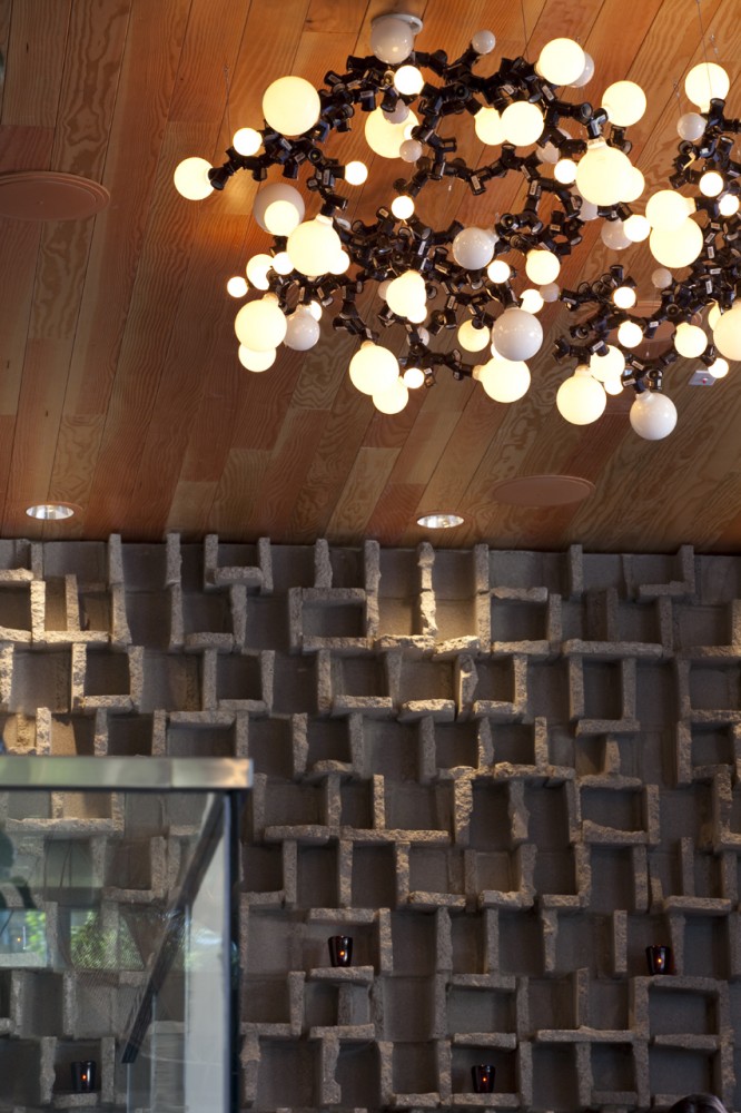 La Condesa / Michael Hsu Office of Architecture