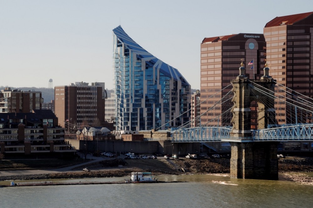 The Ascent at Roebling’s Bridge / Daniel Libeskind