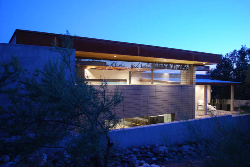 Silvertree Residence / Secrest Architecture