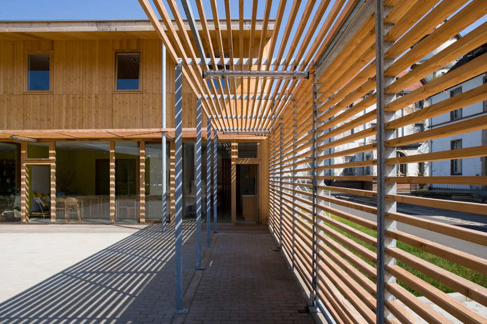 Mother and Baby Care Center / Atelier Zündel & Cristea