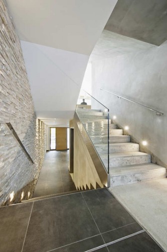 Little Black Dress / AllesWirdGut Architektur