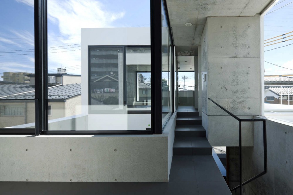 Edge / Apollo Architects & Associates
