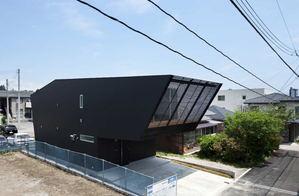 Lift / Apollo Architects & Associates